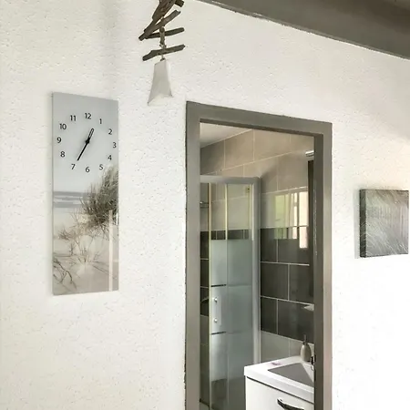 Apartment Confortable A Julien En Born 40 M² Terrasse Et Parking *