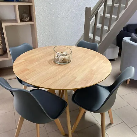 A Saint-julien 40 M² Avec Vue Jardin *