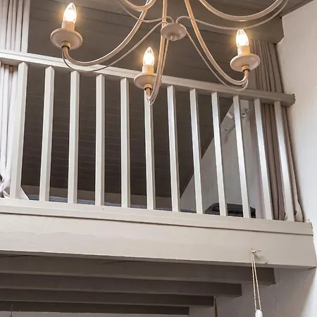 A Saint-julien 40 M² Avec Vue Jardin *