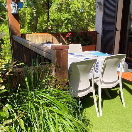 Apartmán A Saint-julien 40 M² Avec Vue Jardin