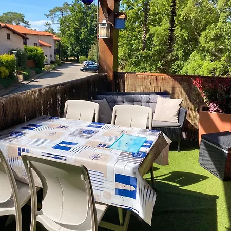 à Saint-julien 40 M² Avec Vue Jardin *