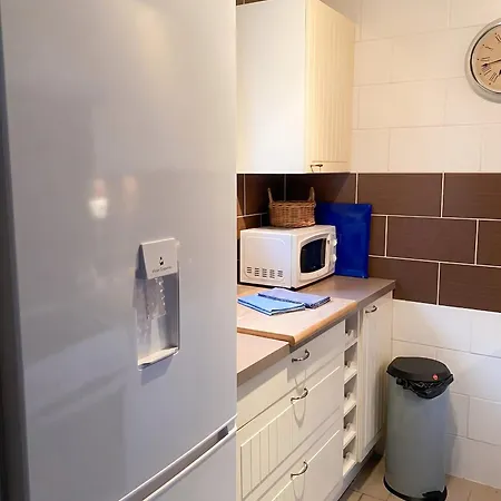 Apartmán A Saint-julien 40 M² Avec Vue Jardin *